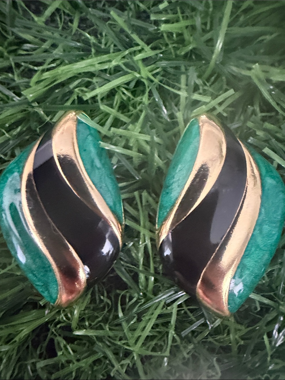 Vintage Gold-Tone Green & Black Wave Earrings